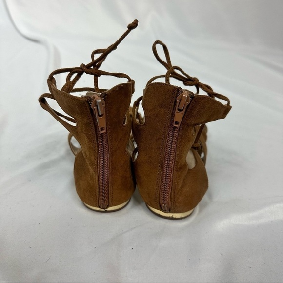TOPSHOP Tan Gladiator Sandals in Size 8 - Picture 3 of 5